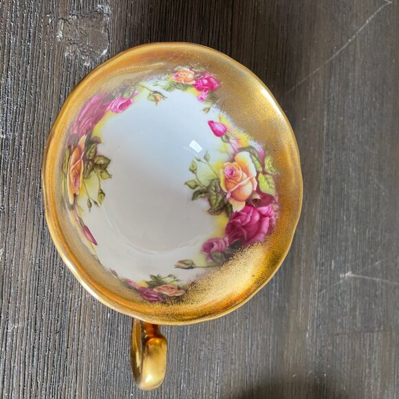 Royal Chelsea Golden Rose Teacup & Saucer - Picture 3 of 15